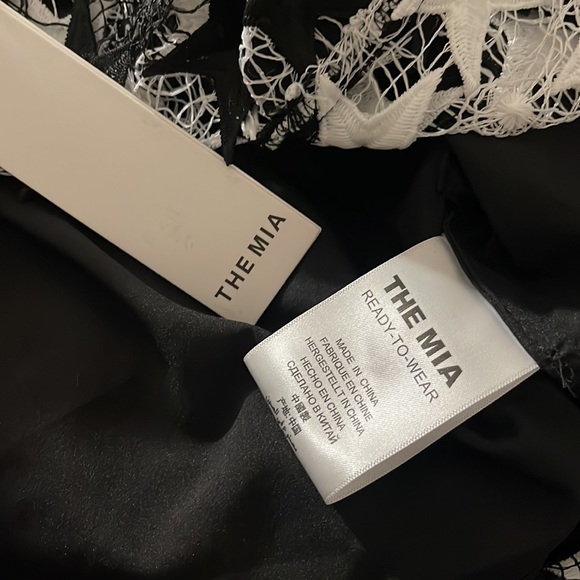 NO LONGER LOVERS STAR DRESS ASILIO INSPIRED BLACK AND WHITE STAR DRESS Size M - Picture 7 of 16